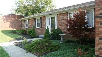 2nd image of 206 Blueridge Dr