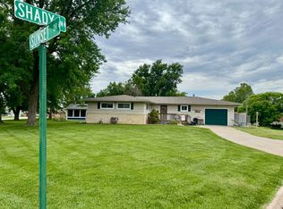 2402 Sunset Dr, Belleville, KS 66935