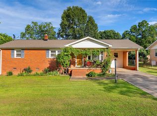 110 Cherrylane Dr, Greenville, SC 29617