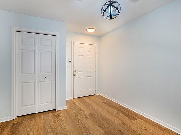4th image of 5877 Crosswinds Dr Unit 14