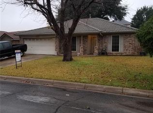 7312 Ridge Rd W, Fort Worth, TX 76133