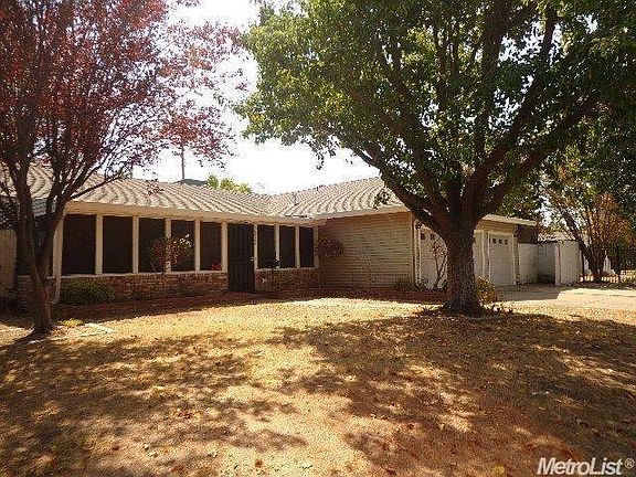 3rd image of 7212 Circle Pkwy