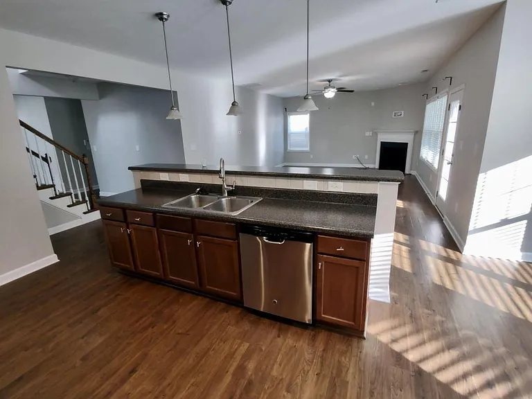 1525 Gallant Fox Ct — Photo 5