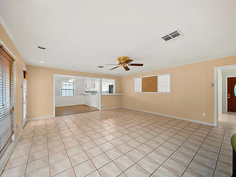 5215 Cheena Dr — Photo 3