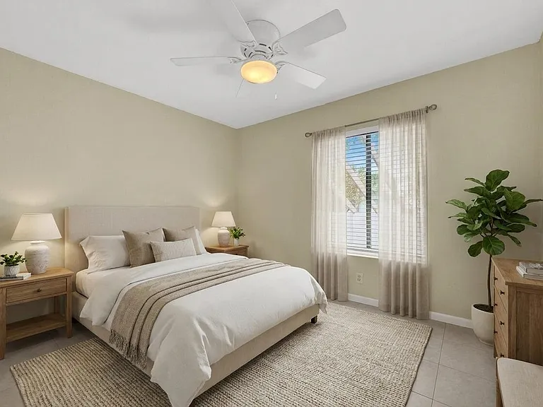 5864 Strawberry Lakes Cir — Photo 18
