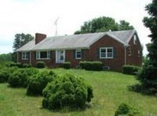 1426 Estes Rd, Chase City, VA 23924