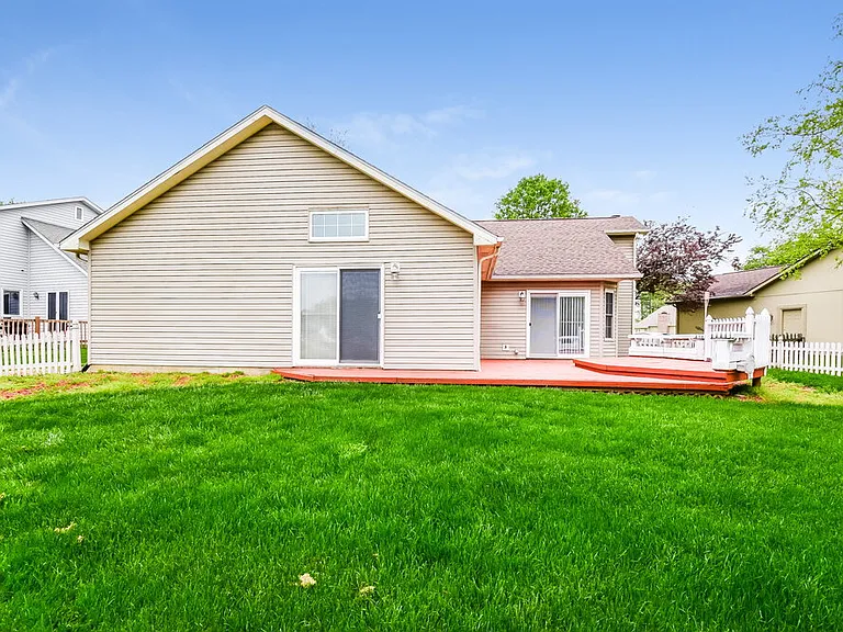 8867 Sundrop Rd — Photo 14