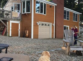 18 Grandview Ln, Raymond, ME 04071