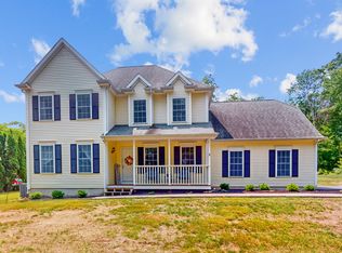 19 Heritage Brook Dr, East Haddam, CT 06423