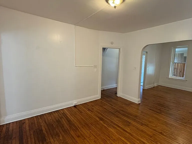 835 Linden Ave — Photo 9