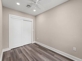 2428 S Sartain St, Philadelphia, PA 19148
