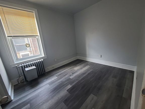 3rd image of 1306 W Allegheny Ave #4