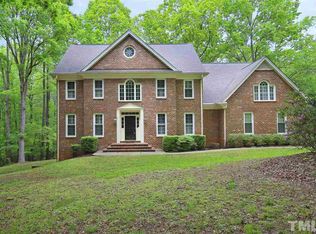 5400 Hunter Hollow Dr, Raleigh, NC 27606
