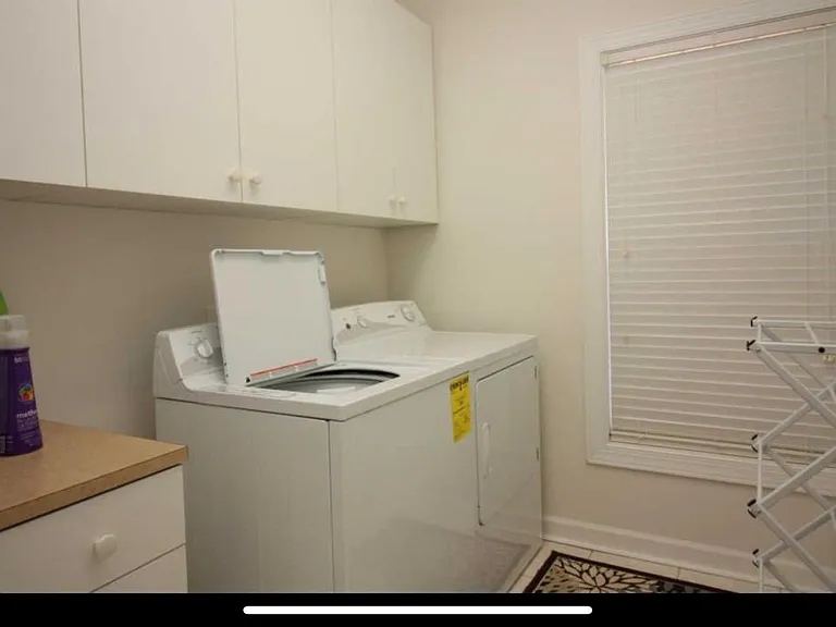 110 Smathers Dr — Photo 17