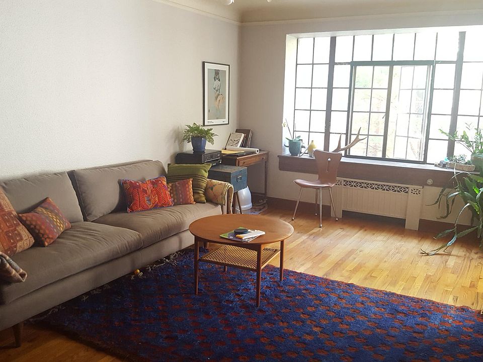 Livingroom - furnished