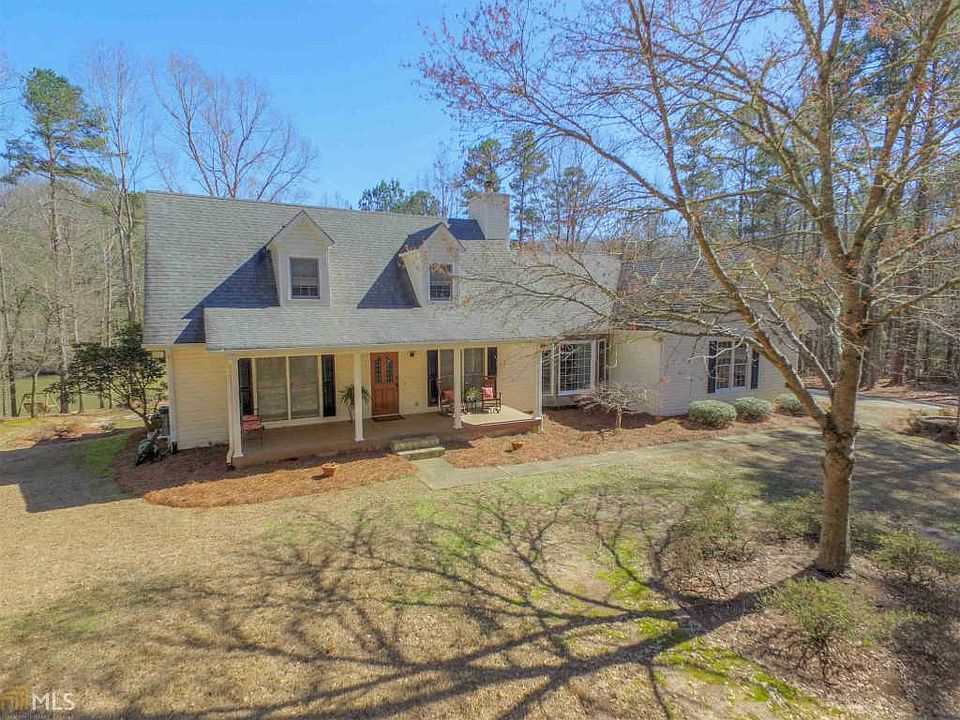 1st image of 95 Longwood Ln
