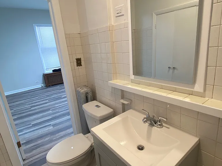 1514 W Wilson Ave #3R — Photo 14