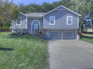 1000 NE 119th St, Kansas City, MO 64155