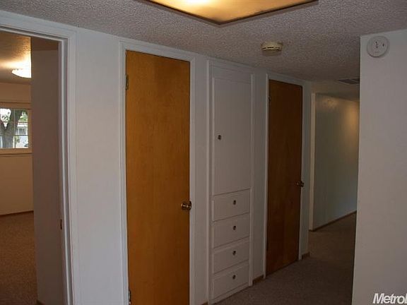 5th image of 2106 Brier Rd