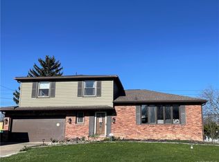 3392 Dolphin Dr, Buffalo, NY 14219
