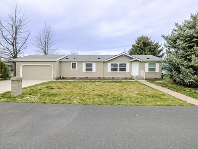 2051 NE Uintah Ct, Redmond, OR, 97756