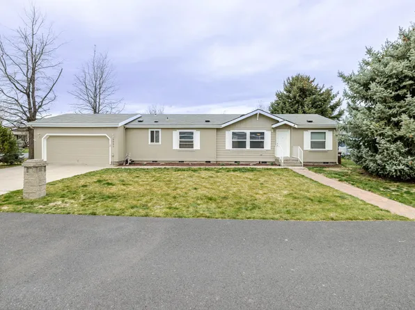 2051 NE Uintah Ct, Redmond, OR 97756