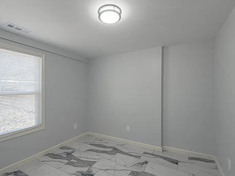 7720 Elm Ave — Photo 15