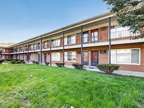 3rd image of 25301 Five Mile Rd APT 109