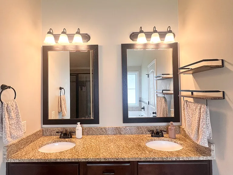 230 Misty Valley Ln — Photo 31