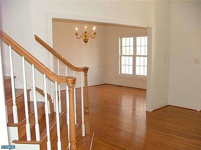 4th image of 602 Ravenglass Dr