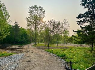 2201 Brewer Rd, Howell, MI 48855