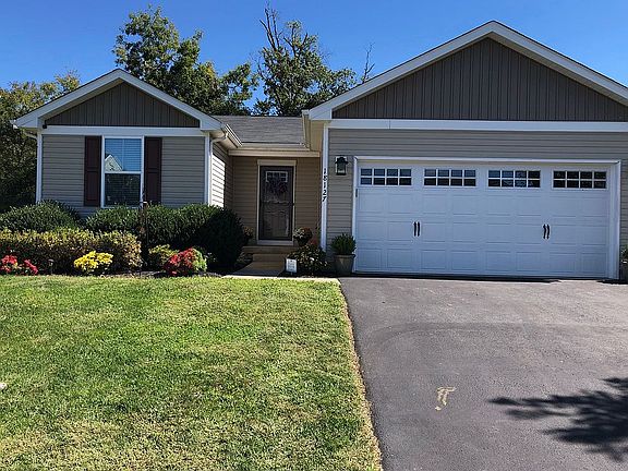3rd image of 18127 Scenic Creek Ln
