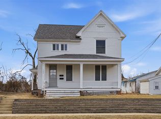 535 8th Ave, Marion, IA 52302