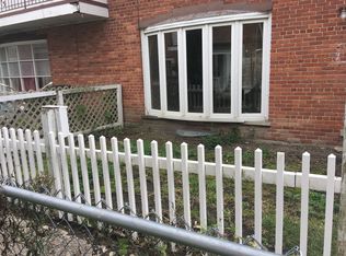 8846 Dee Rd UNIT A, Des Plaines, IL 60016