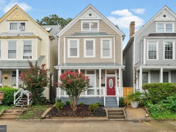 1906 W Main St, Richmond, VA 23220