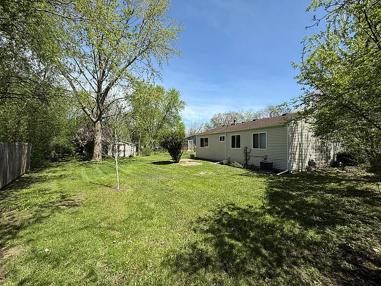 18 W Eden Ct — Photo 23