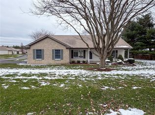 8208 Maramont Dr, Youngstown, OH 44512