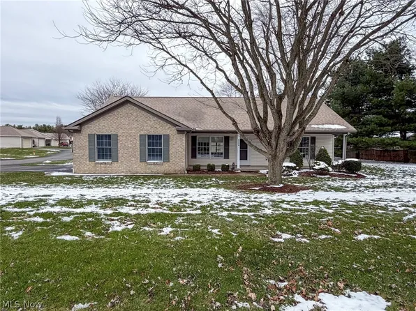 8208 Maramont Dr, Youngstown, OH 44512