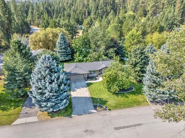 8725 N Murray Rd, Newman Lake, WA 99025