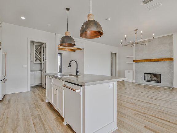 5th image of 518 Avenue U