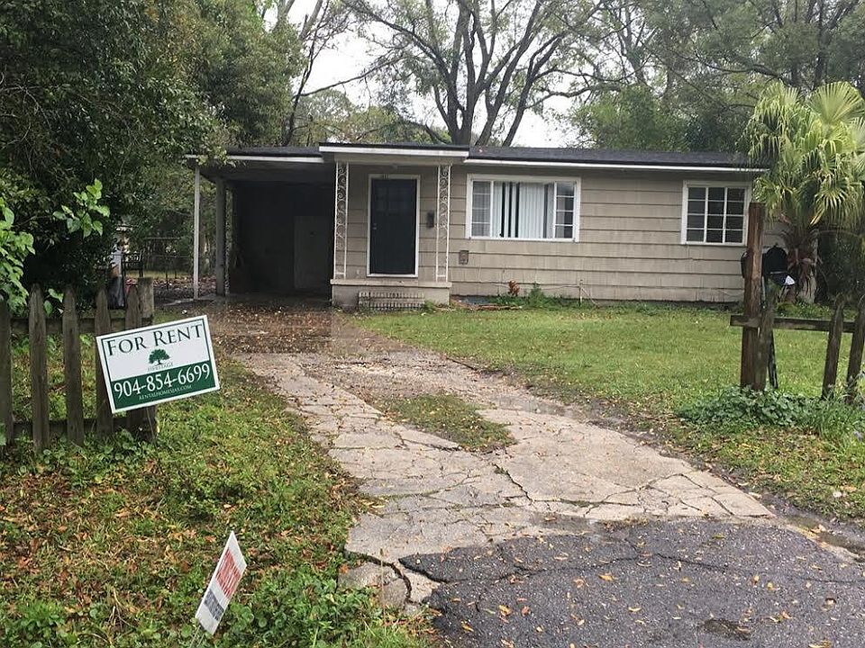 1st image of 3041 N Detroit Cir
