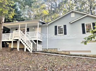 422 Indian Creek Dr, Powder Springs, GA 30127