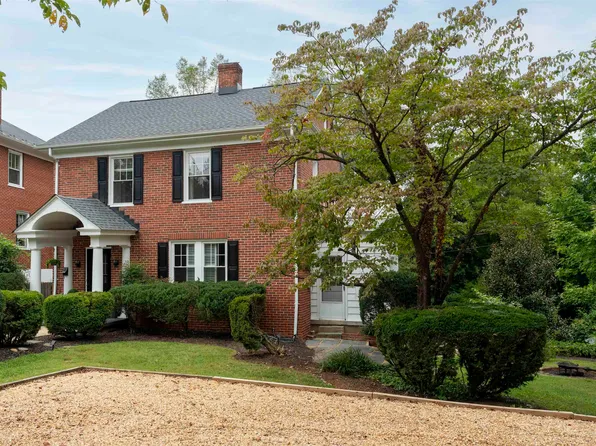 883 Locust Ave, Charlottesville, VA 22902