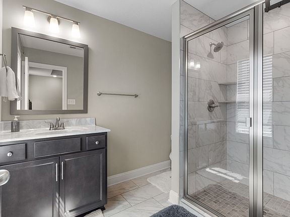 2nd image of 230 Dugger Dr #230