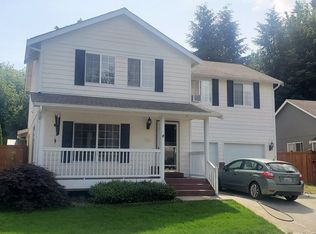 1059 NE Beaumont Ln, Bremerton, WA 98311