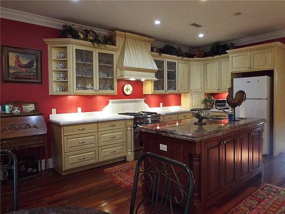 2nd image of 125 Harwell Dr