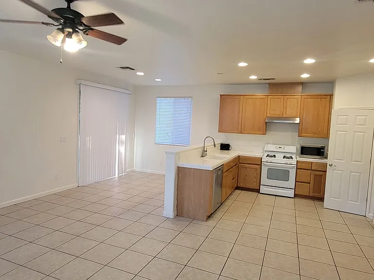 4641 Beckman Way — Photo 13