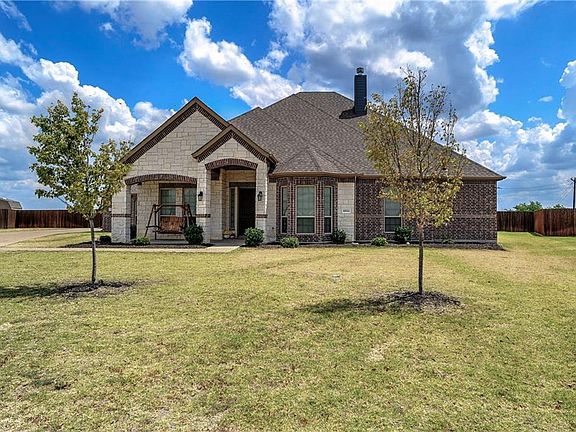 4th image of 1341 Willard Ln
