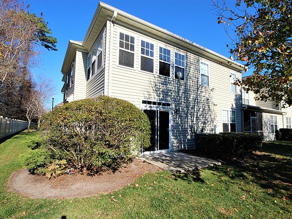 3rd image of 5589 Frog Pond Ln