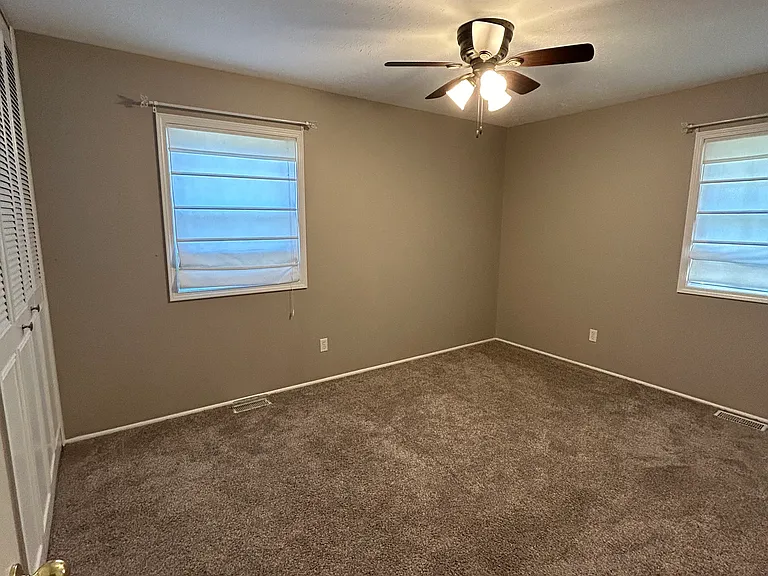 2216 Twenty Grand Ave — Photo 6